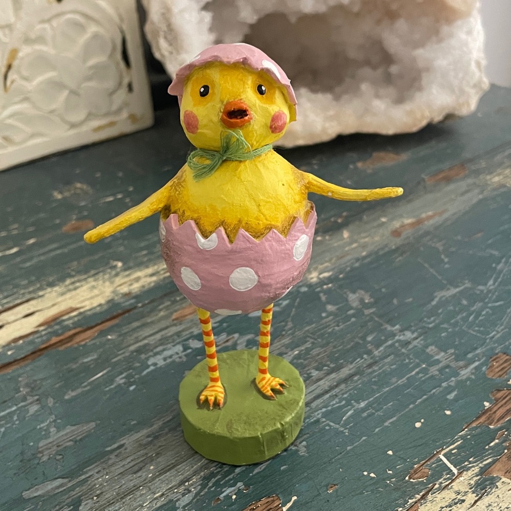 Lori Mitchell figurine- Easter chick 🐣